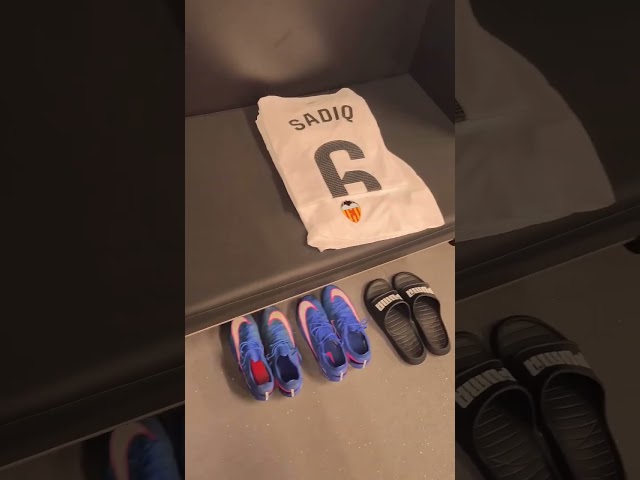 Vídeo relacionado con Valencia CF | Pijama Verano Navy Royal Unisex Producto Oficial Talla XL