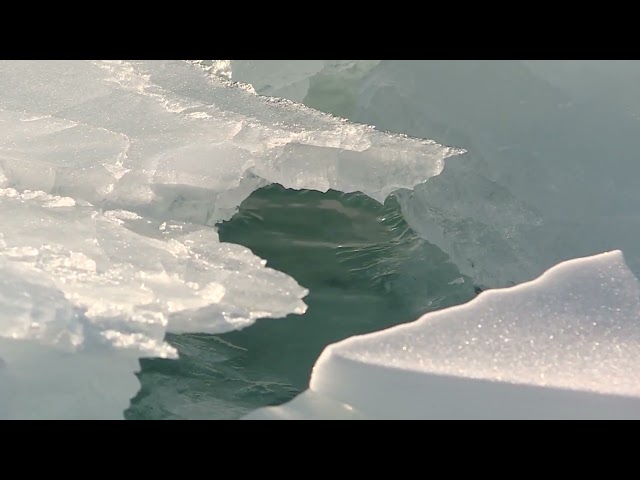 Движение по ледовой переправе на остров Ольхон могут ограничить