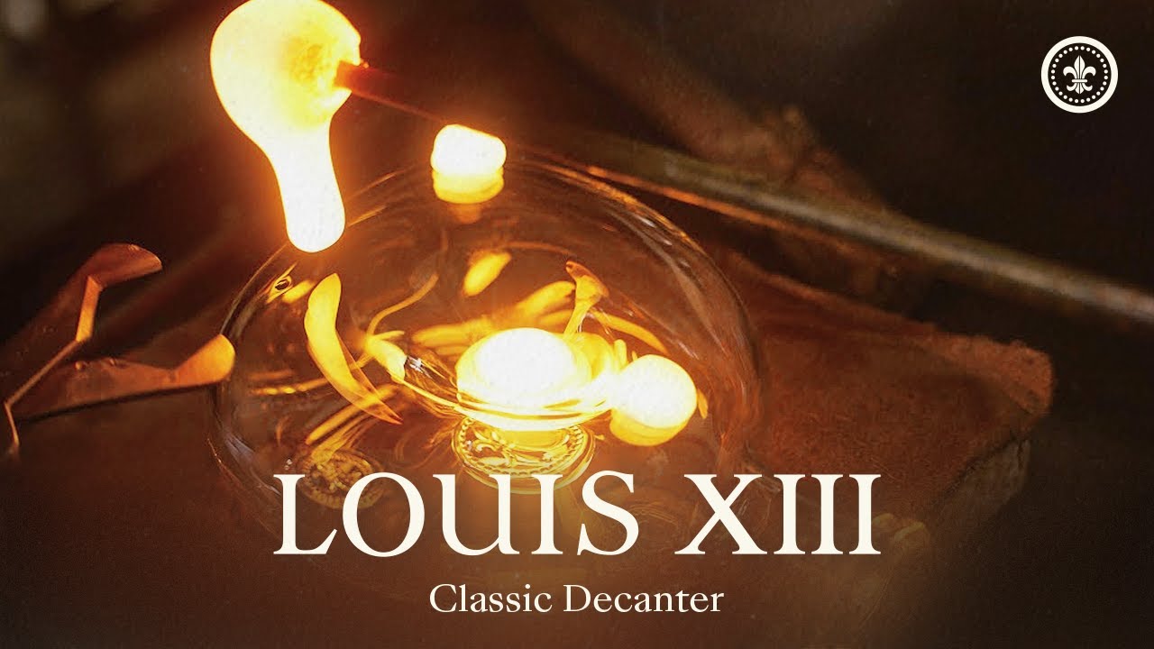 The Classic Decanter, an ode to craftsmanship I LOUIS XIII Cognac