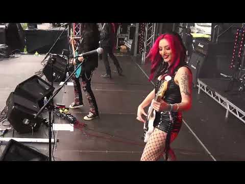 STAR CIRCUS - Over & Over