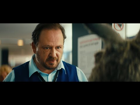 Clip: Flughafenkontrolle