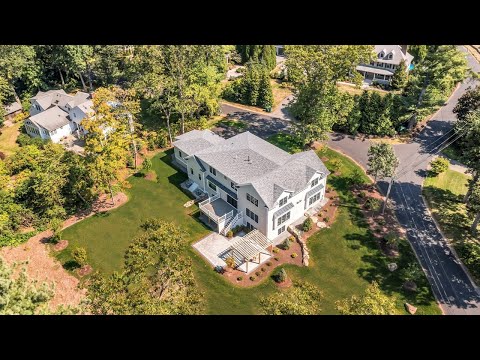 85 Alcott Road, Concord MA - Style, Functionality and Sophistication!