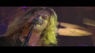Puddle Of Mudd - Nobody Told Me (Live from Striking That Familiar Chord DVD 2005)
