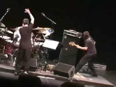 Mike Patton  ,Incredible High Note