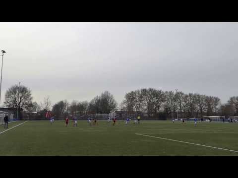 Uit tegen Woezik.  Doelpunt Jesper