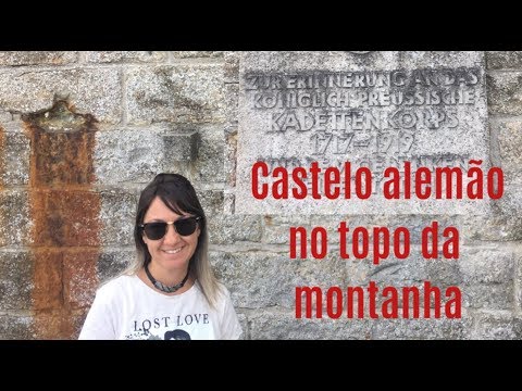 Um Castelo alemão no topo da montanha