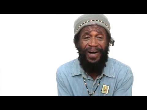 CLIVE MATTHEWS - LOVE OF RASTAFARI [Official Videoclip] (A-Lone Productions 2018)