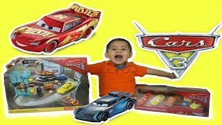 Cars 3 Toys Ultimate Rusteze Racing Center Playset  Rusteze Lightning Mcqueen Unboxing Toy Review