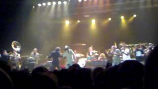 Kyteman in de Oosterpoort performing she blew like trumpets