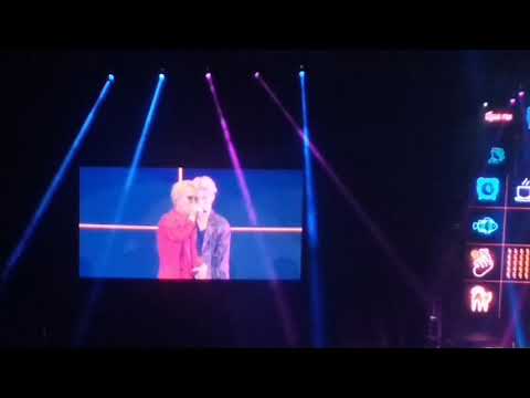 Love Me Love Me - 181110 WINNER EVERYWHERE TOUR IN MANILA(5)