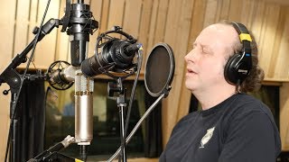 Video thumbnail for Under $500 LDC Mic Blind Shootout: sE2200a II vs. WA-47 JR vs. LA-220 vs. WA-14 by soundpurestudios