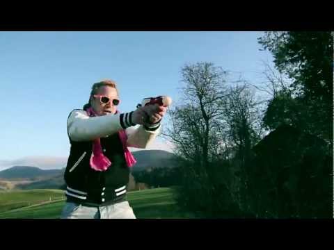 ChrisKriss - Who the fuck is dis? VIDEO