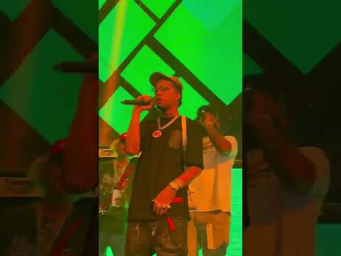 Rochy RD Cantando Lokisla En  Vivo