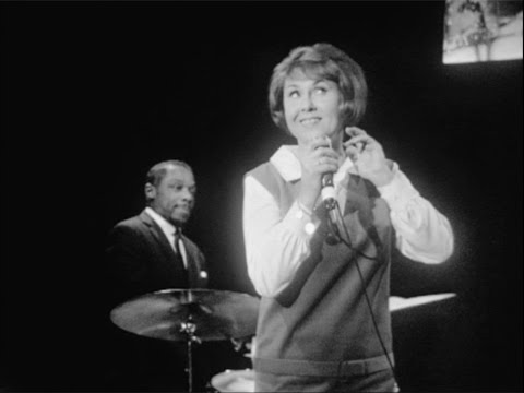 Do Nothing Till You Hear From Me - Rita Reys & Pim Jacobs Trio ft. Kenny Clarke