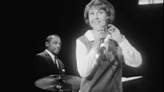 Do Nothing Till You Hear From Me - Rita Reys & Pim Jacobs Trio ft. Kenny Clarke
