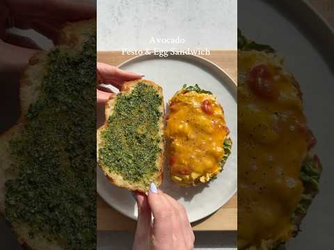 Avocado Pesto & Egg Sandwich