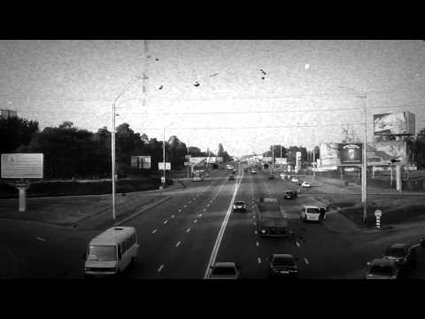 Speeddy cars drives backward.