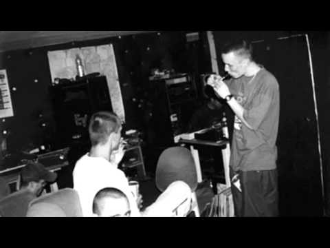 Paktofonika - Popatrz(uliczny reportaż z dworca)(Official Music)