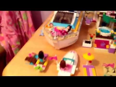 Lego friend huge city walk through