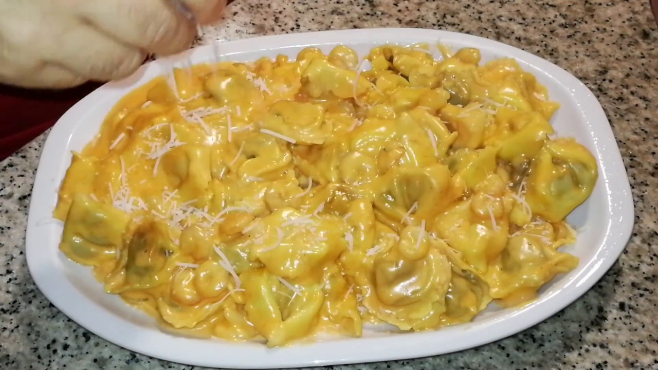 Tortellini en salsa Alfredo (a mi manera) pasta fresca.