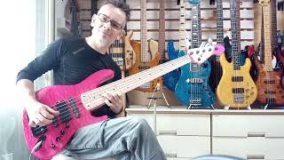 Video thumbnail for High end Japanese basses: Atelier Z Boh signature, beta 6. bass demo sound check by Bass Japan Direct