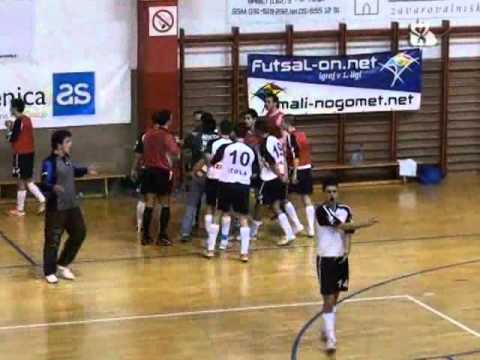 1. SFL 2009/2010, Bronx : Izola, sodniški nesporazum