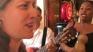 Improvisando "Idilio" en La Habana (Cuba)
