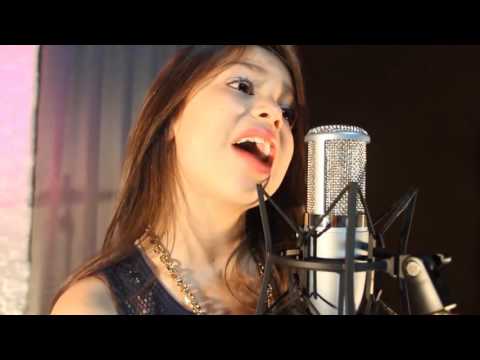 Melody e Bella Angel-Agora Chora-Clipe Oficial