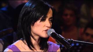 Julieta Venegas - Mírame Bien @ MTV Unplugged