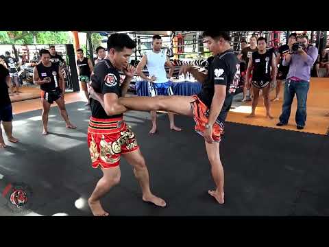 Somrak Khamsing spinning elbow technique