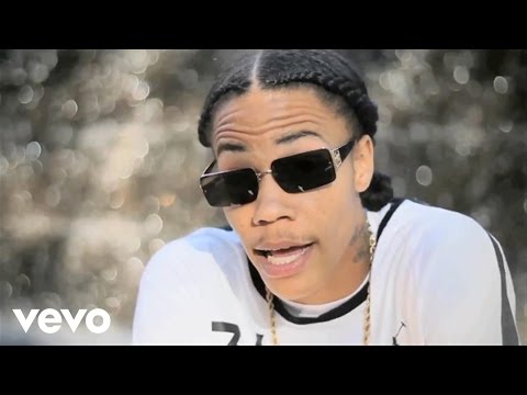 Boy6lue - Main Chick ft. Genius