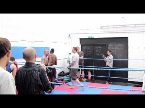Evolve Muay Thai Interclub - Ste McKenna vs Aaron Kelly - Rounds 4&5.