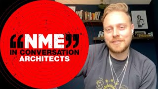 Sam Carter z zespołu Architects wypowiada się na temat wpływu „niepokoju i ciągłego skupiania się” na swoim głosie po krytyce w sieci
