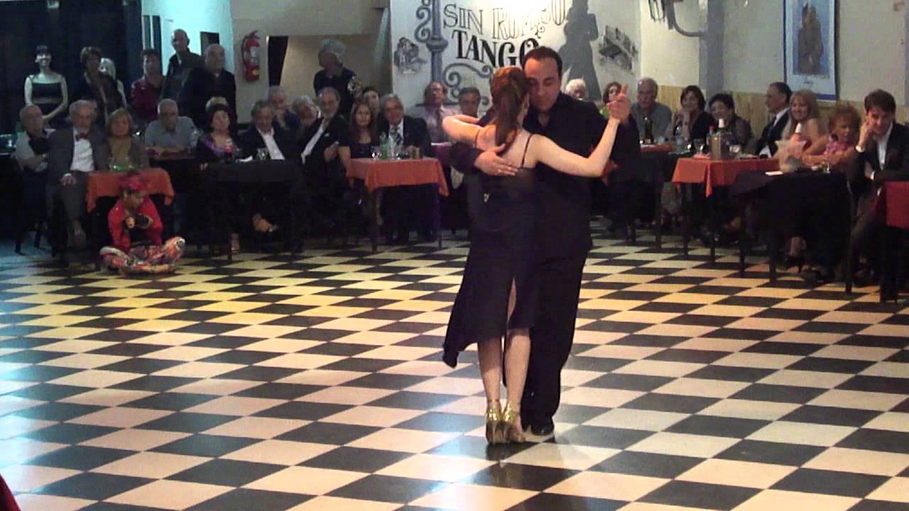 Sin Rumbo, bailan Jose Ferraro y Paola Tacchetti 3/3