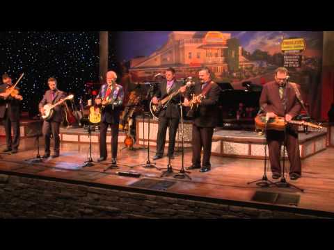 Doyle Lawson & Quicksilver - God Can