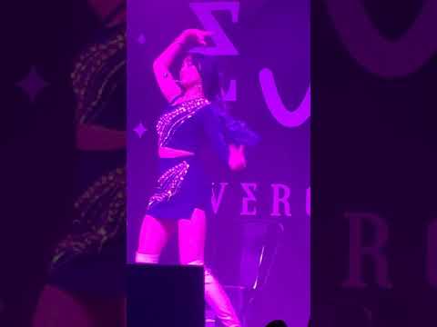 200308 EVERGLOW - Moon (Aisha focus)