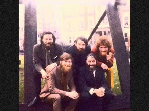 The Dubliners ~ The Musical Priest / Blackthorn Stick