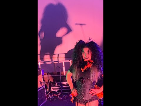 wight hot pipes hallelujah