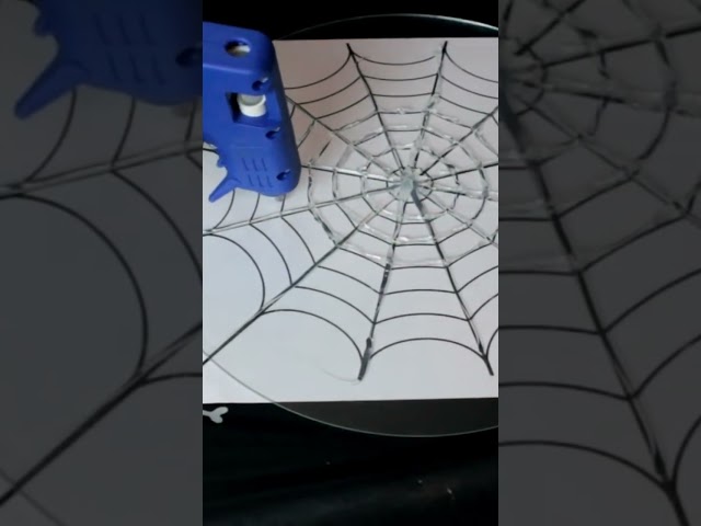 Vídeo relacionado con MagiSel Telaraña de Halloween, Decoración Tela de Araña, Telaraña Elástica - 100g con 20 Arañas para Decorar, Accesorios para Casa Embrujada y Fiesta de Halloween