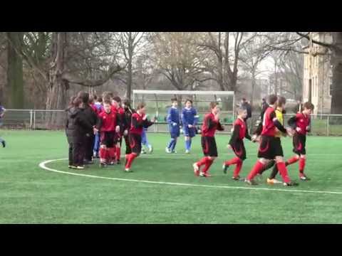 Wedstrijd MVV D1 - VVV/Helmond Sport D2 12-02-11
