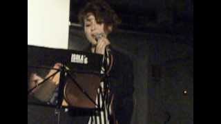 Simona Molinari - Buonanotte Rossana Live @ feltrinelli napoli 5-04-13