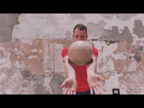 Fighting Monkey - Wooden Sphere "Strengthening / Lengthening"