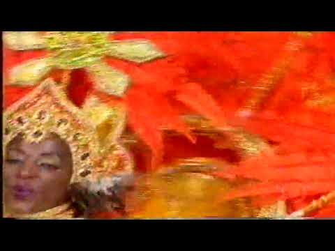 DESFILE DA MORRO DA CASA VERDE 2002