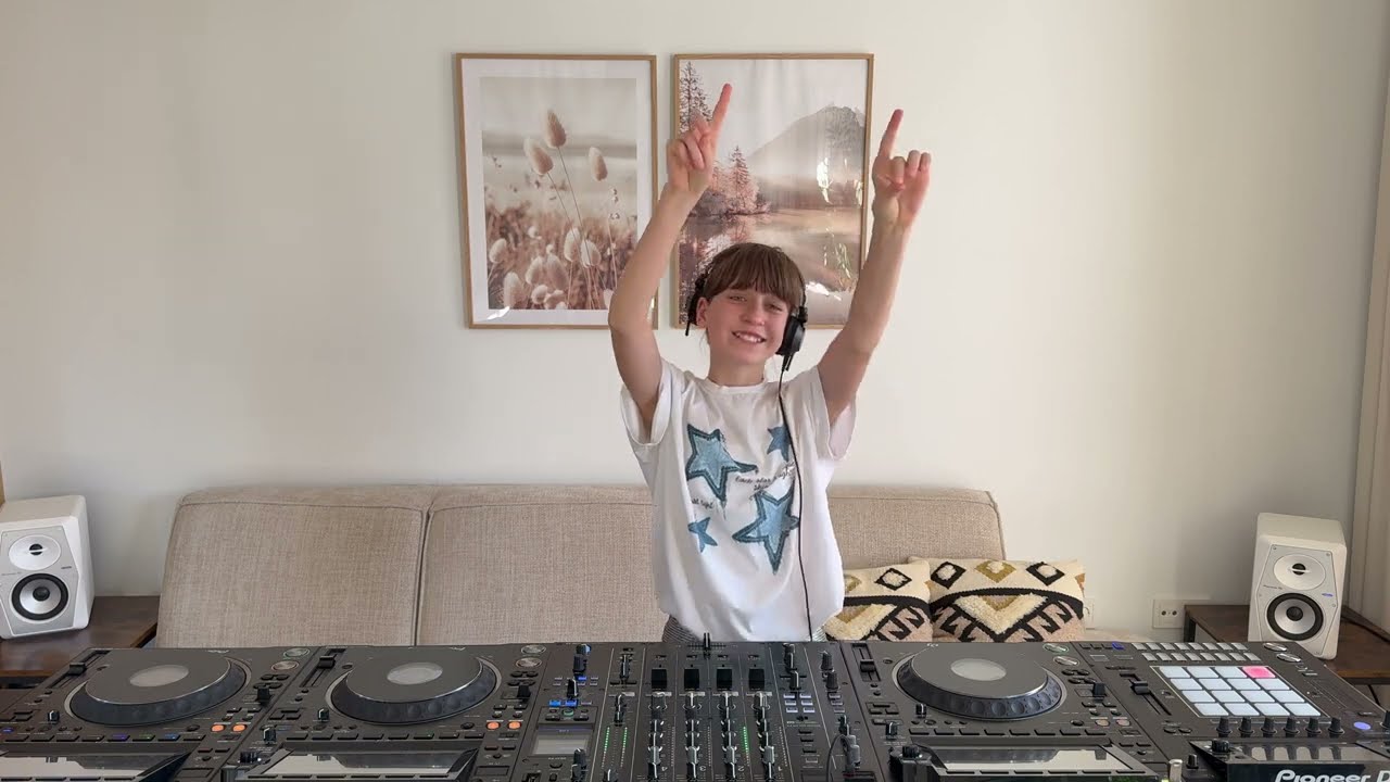 100% PURE LOVE x CAN'T GET ENOUGHT x ATB DON'T STOP - DJ GABI TECH HOUSE REMIX