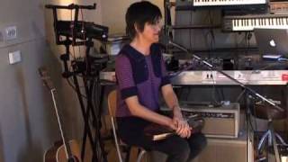 Tracey Thorn 'Why Does The Wind?' (Live At Home Version)