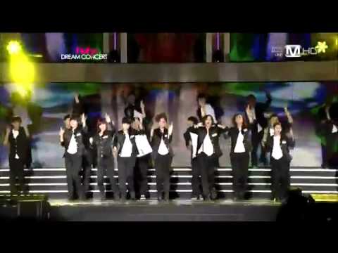 T-ara - Roly Poly  @ hallyu dream concert 2011