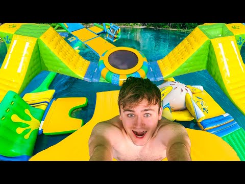 THE LARGEST INFLATABLE WATER PARK (Water Park Challenge with friends)