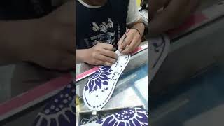 Download lagu Pre order sandal ukir motif Bunga Matahari mp3 Download lagu Pre order sandal ukir motif Bunga Matahari mp3