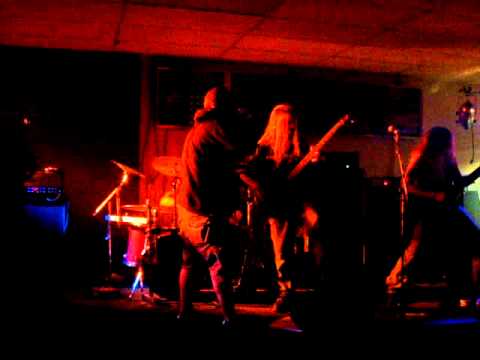 Soundtrack To A Beating - The Trooper(Iron Maiden Cover) *LIVE*