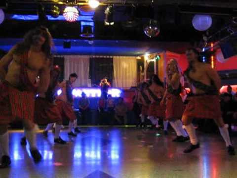 URBAN CELTIK STRIP MAN